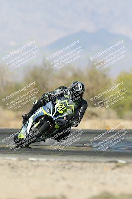 media/Apr-19-2025-CVMA (Sat) [[586b59ad56]]/Race 13-Amateur Supersport Open/